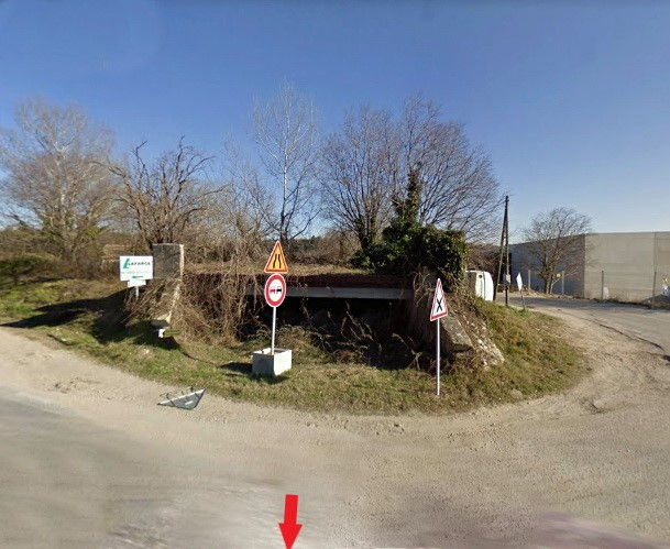 Agrandir l'image de la gare d'Uzès à la gare de Montaren