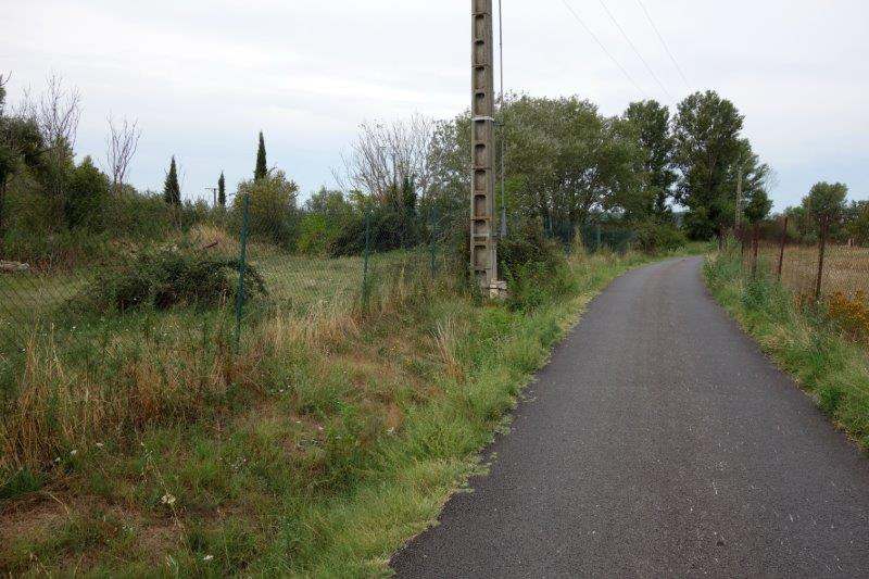 Agrandir l'image de la gare d'Uzès à la gare de Montaren