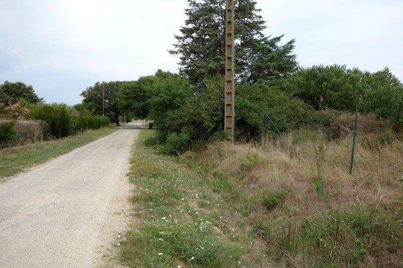 Agrandir l'image de la gare d'Uzès à la gare de Montaren