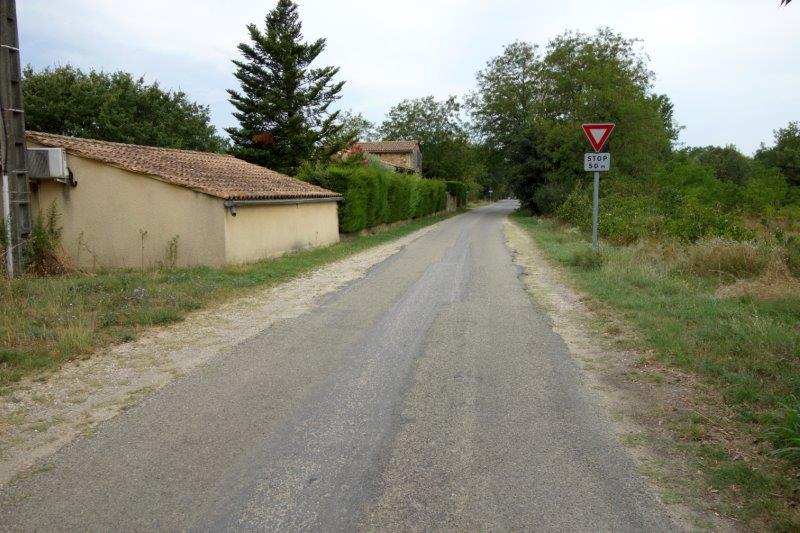 Agrandir l'image de la gare d'Uzès à la gare de Montaren