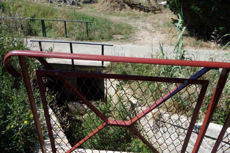 Agrandir l'image de la gare du Pont du Gard à la gare de Vers-Collias