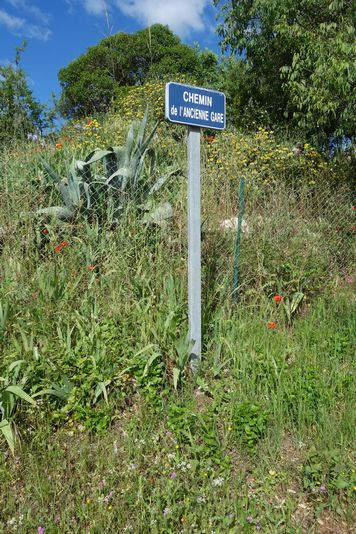 Agrandir l'image Chemin de l'Ancienne gare de Junas