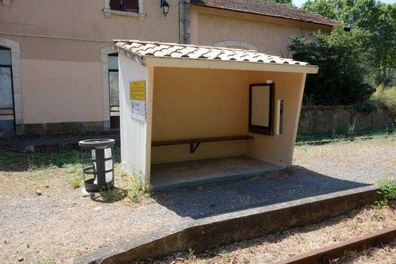 Agrandir l'image abri de la gare de Couiza-Montazels