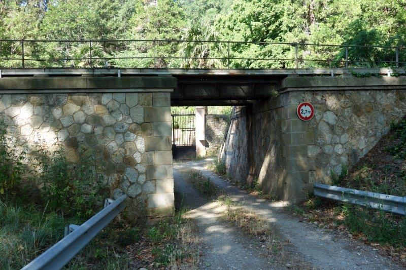 Agrandir l'image De la halte de Massia à la gare d'Alet-les-Bains