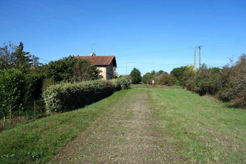 Agrandir l'image Maisonnette du PN 34 entre Bessières et La Magdelaine