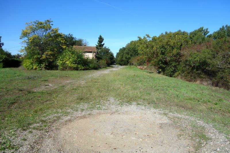 Agrandir l'image Maisonnette du PN 32 entre Bessières et La Magdelaine