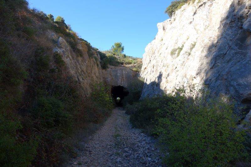 Agrandir l'image De la gare de Villeveyrac à la gare de Saint-Pargoire