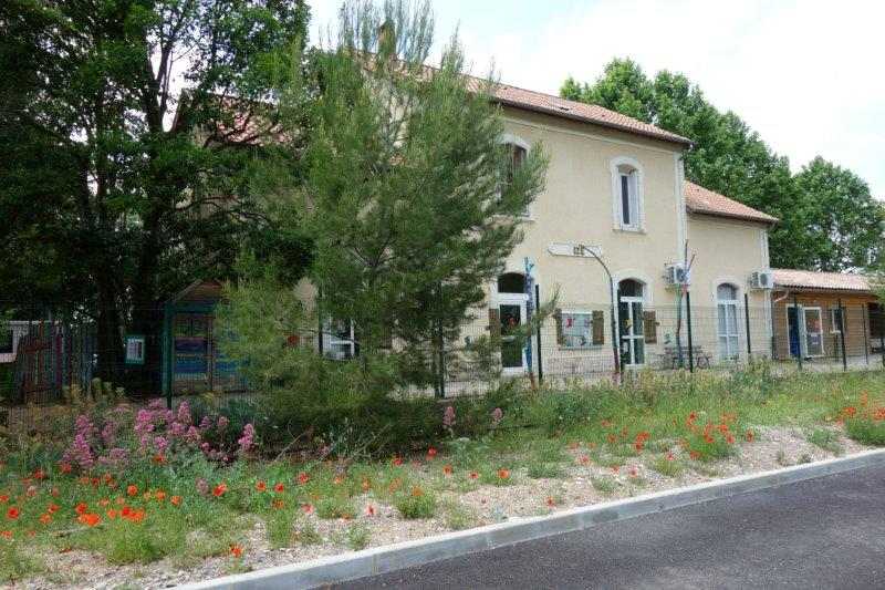 Agrandir l'image Gare de Bize