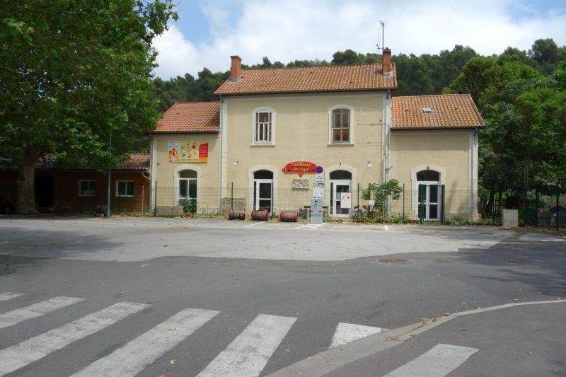 Agrandir l'image Gare de Bize - Calandreta "lo Cigal"