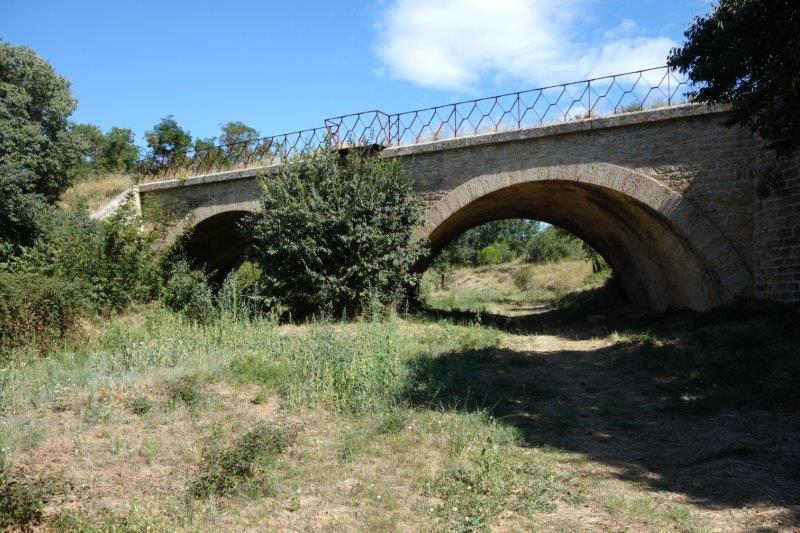 Agrandir l'image De la halte de Nizas-Bourg à la gare de Caux