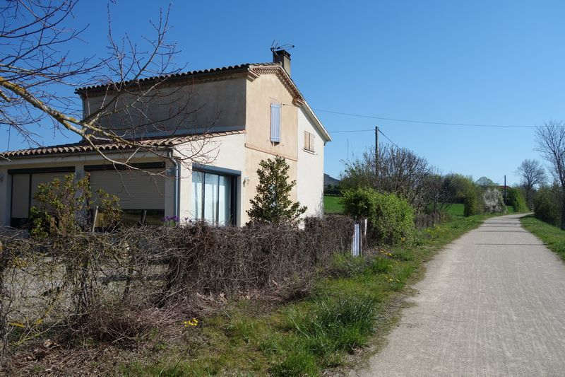 De la gare de Lautrec  la halte de Franoumas