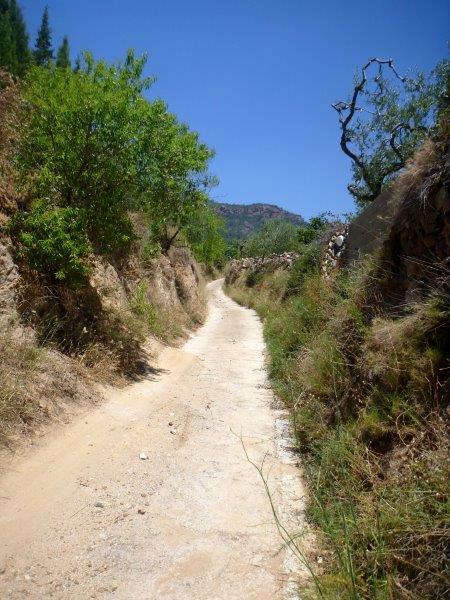 Agrandir l'image En direction du Coll d'en Peiró