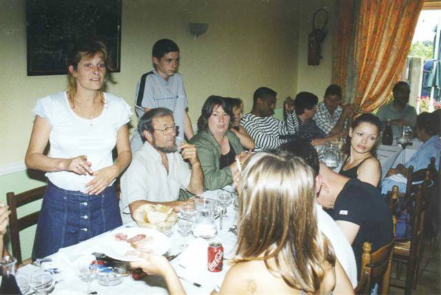 Agrandir l'image 04 Journée des anciens de Moun Oustal 2002