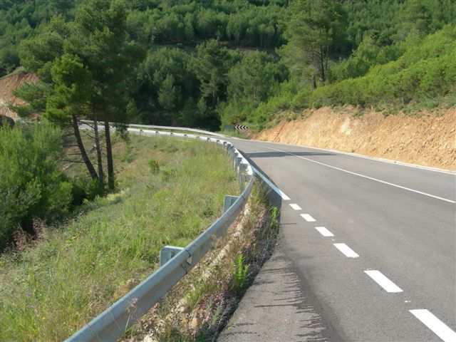 Agrandir l'image Ayudar