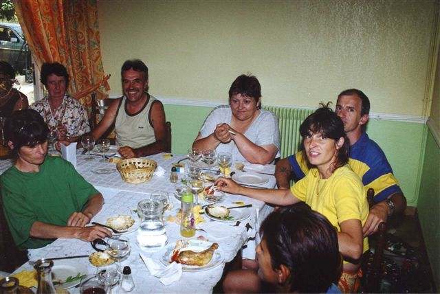 Agrandir l'image 09 Rencontre annuel des anciens de Moun Oustal en 2001