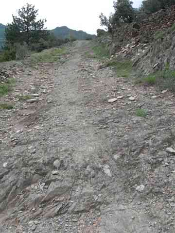 Agrandir l'image Départ du chemin du Col de Falet