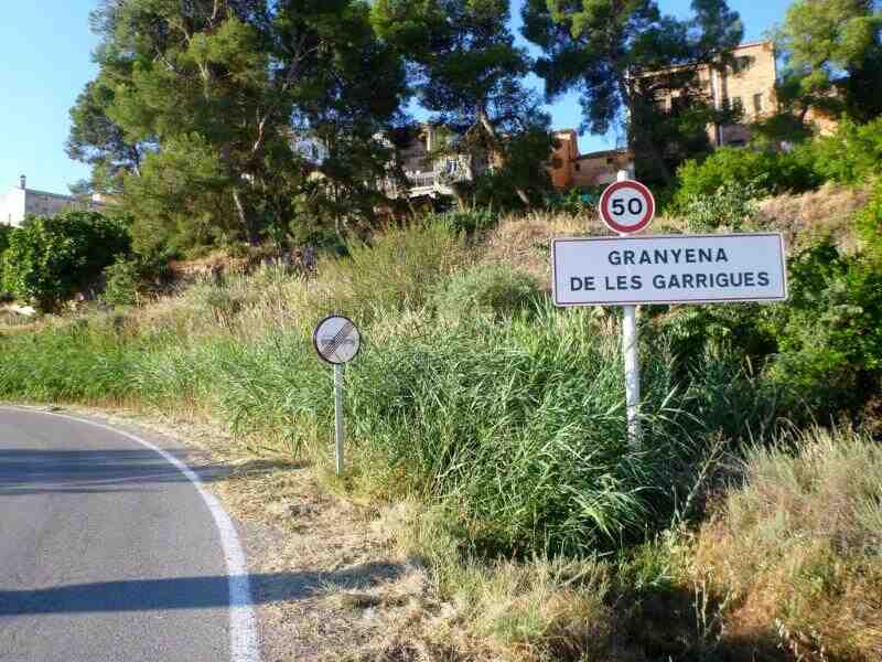 Agrandir l'image Collet de la Cirera En direction de Granyena de les Garrigues