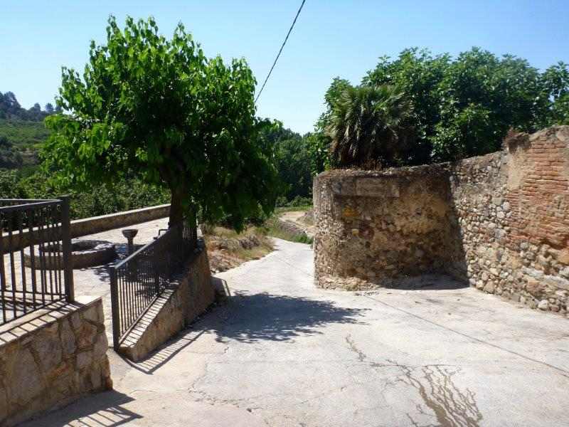 Agrandir l'image En direction d'El Collet