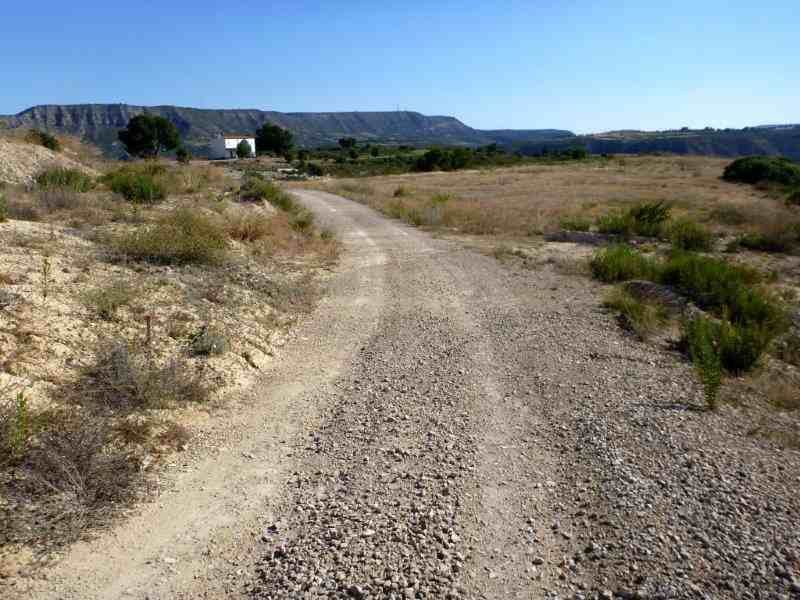 Agrandir l'image Granyena de les Garrigues En direction du Collet de la Cirera