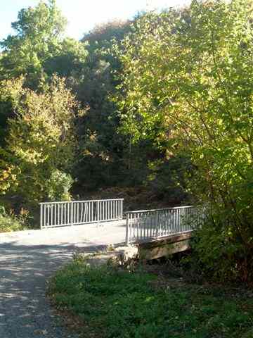 Agrandir l'image Pont entre Mahus et Mézouihac