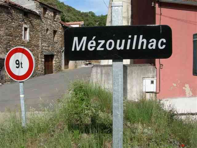 Agrandir l'image Mézouilhac (Panneau)