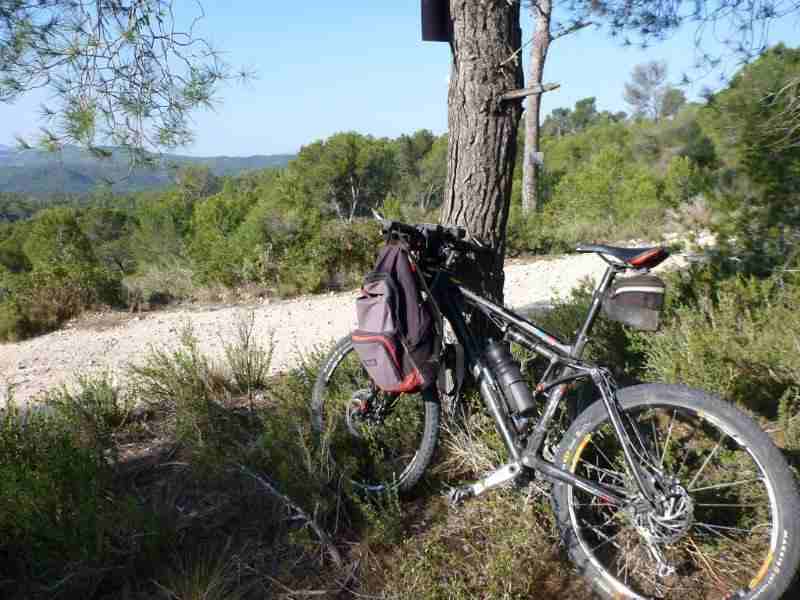 Agrandir l'image En direction du Coll de Comes