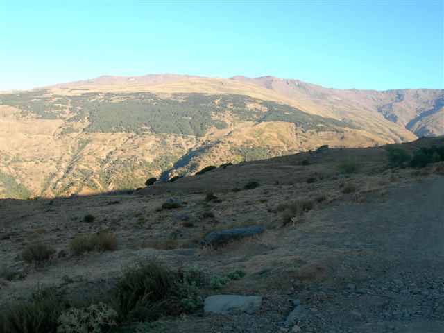 Agrandir l'image Piste du Mulhacen au-dessus de Capileira