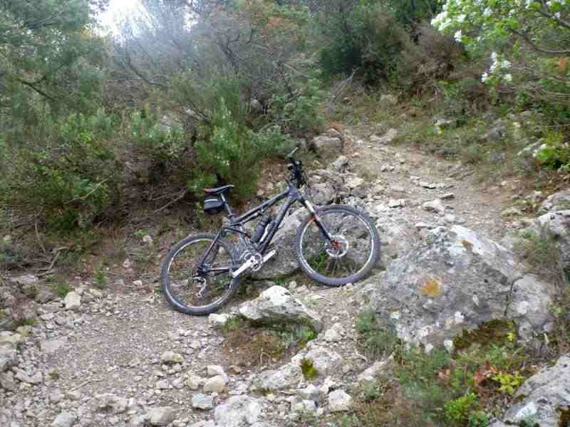 Agrandir l'image En direction du Pas de la Serre