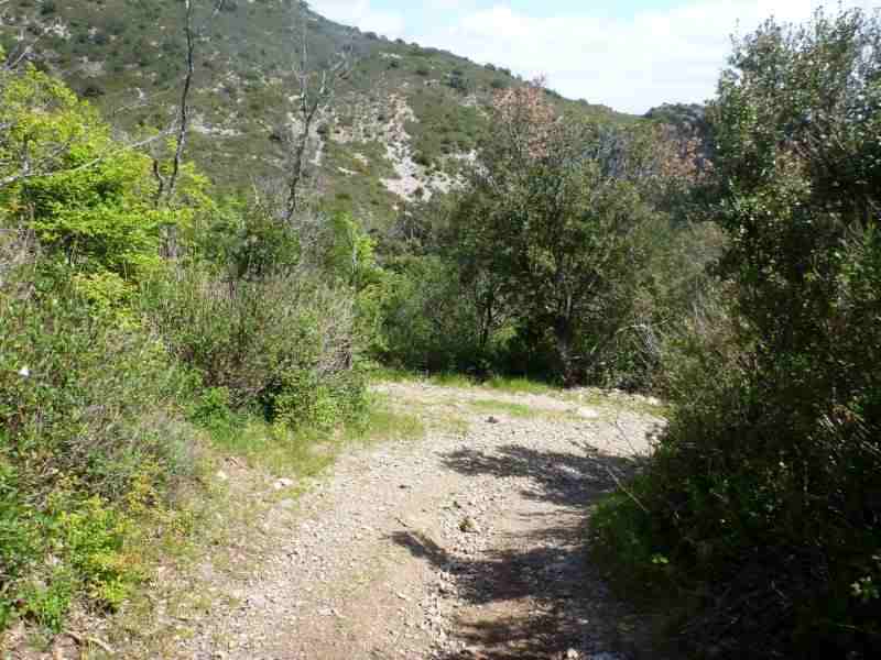 Agrandir l'image En direction de Le Col