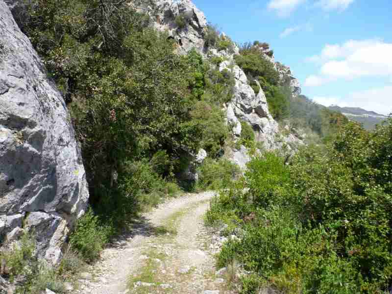 Agrandir l'image En direction de Le Col
