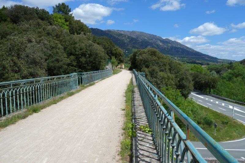 Agrandir l'image De la gare de Mons-la-Trivalle à la halte de Colombières-sur-Orb