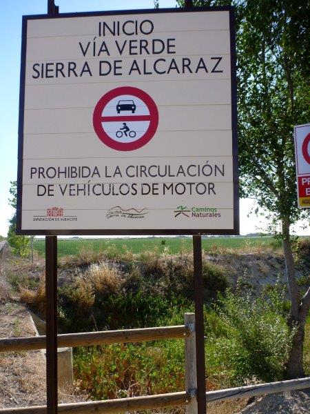Usage exclusif aux véhicules non motorisés (panneau)