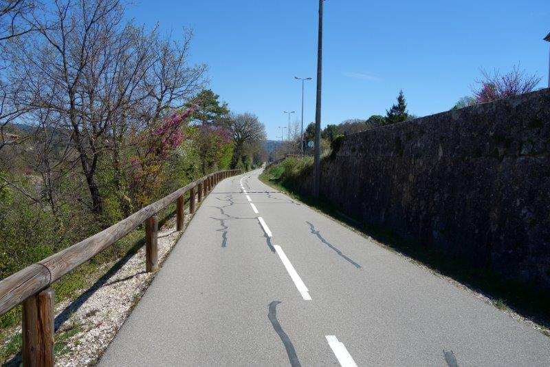 Agrandir l'image De la halte d'Apt-Madeleine à la gare de Saignon