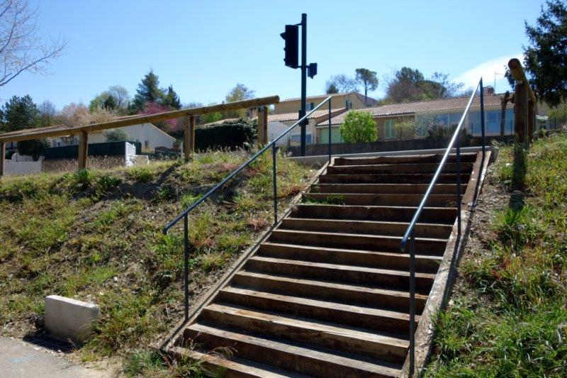 Agrandir l'image De la halte d'Apt-Madeleine à la gare de Saignon