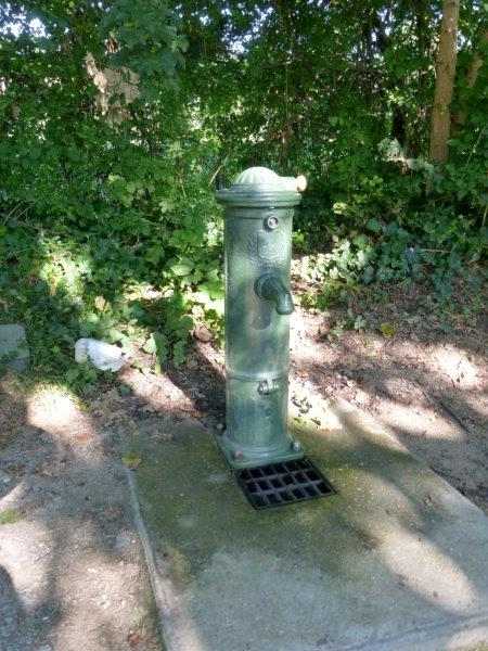 Agrandir l'image Fontaine à Castres Chemin des droits de l'homme