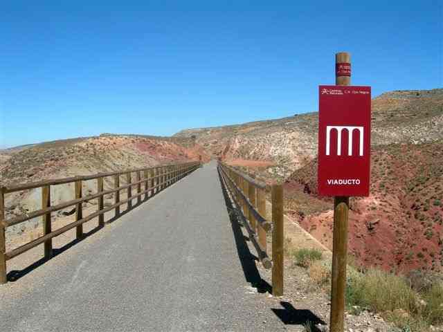 Agrandir l'image Viaducto sur la Via Verde Ojos Negros