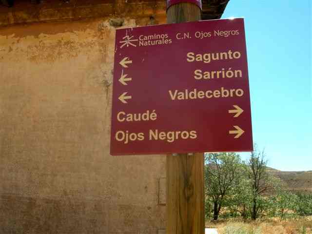 Agrandir l'image Panneau directionnel en gare de Teruel