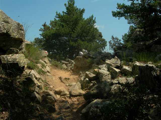 Agrandir l'image Col géographique sur le GR 7-1