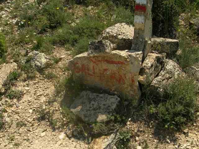 Agrandir l'image Inscription sur le GR en direction d'Arboli