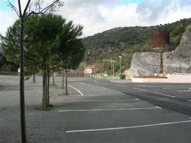 Agrandir l'image Parking de la gare à Saint-Pons de Thomières