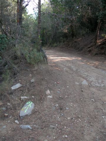 Agrandir l'image Fléchage PJ sur la piste du Coll del Algat