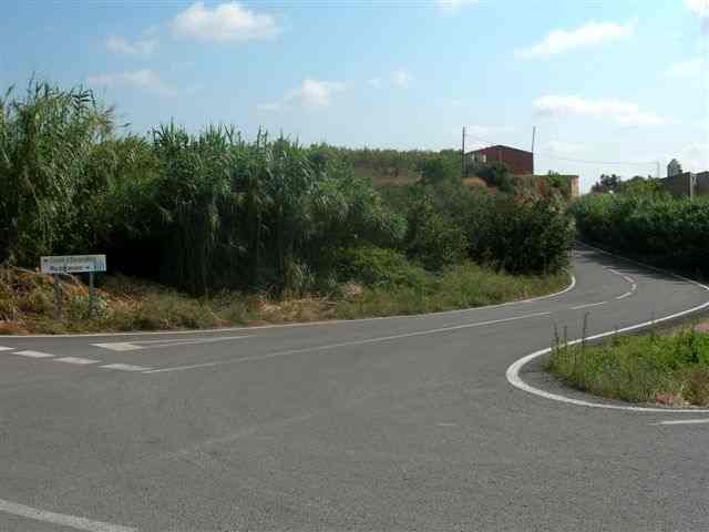 Agrandir l'image Vilanova - carrefour avec la route de Riudecanyes