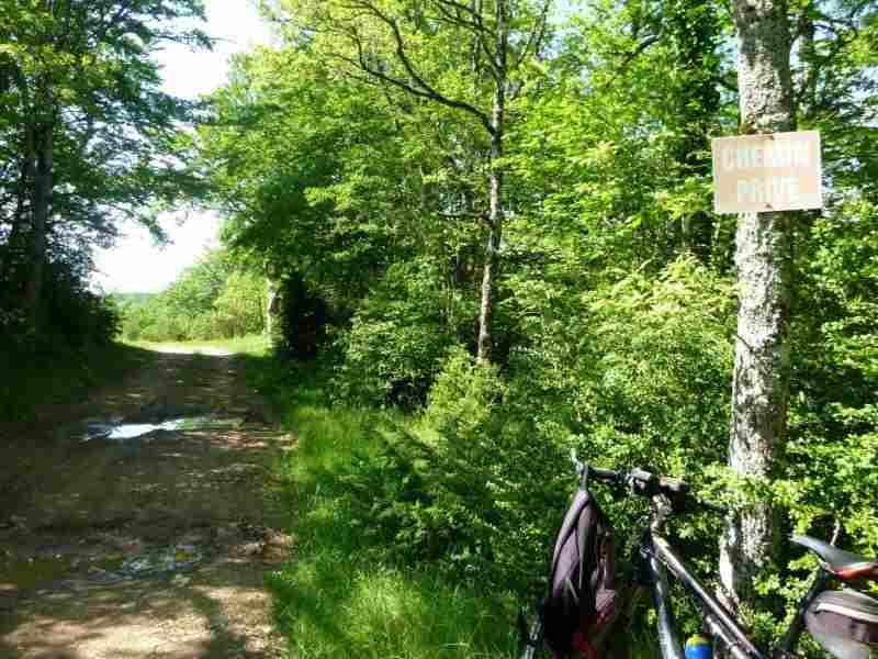 Agrandir l'image En direction du Col Notre-Dame