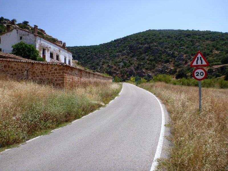 Agrandir l'image En direction du Puerto de Salobre