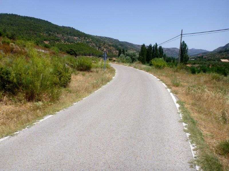 Agrandir l'image En direction du Puerto de Salobre