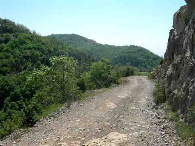 Agrandir l'image En direction du Portell de les Roques