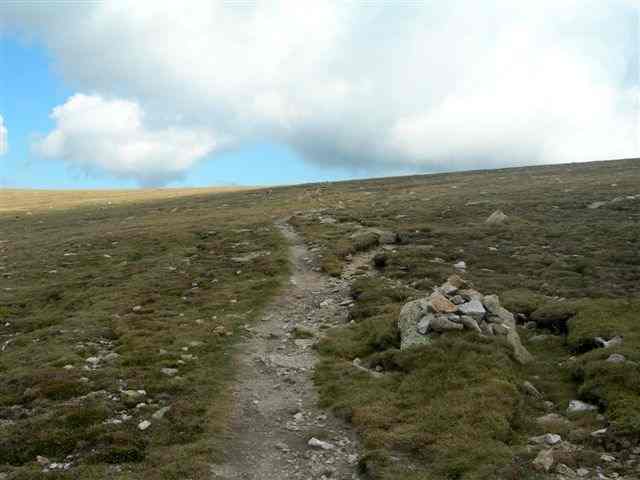 Agrandir l'image Retour au sentier de la Portella del Callau