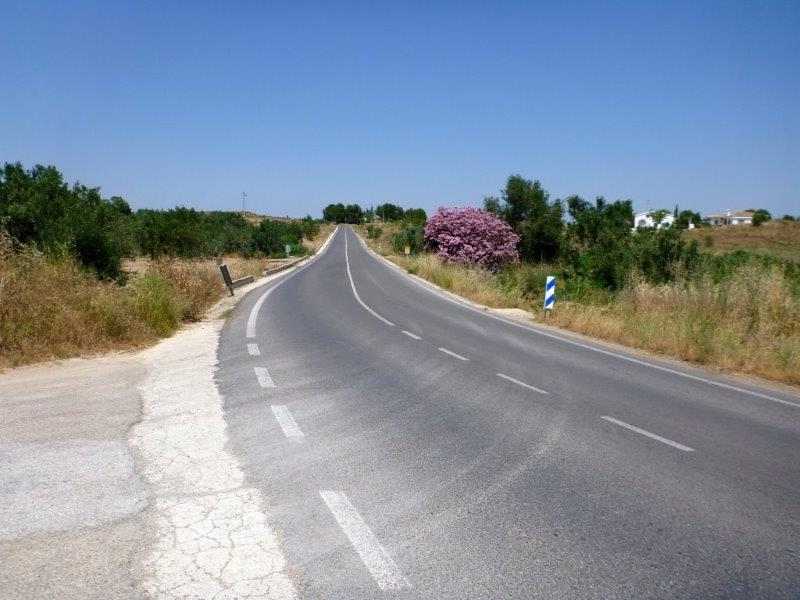 Agrandir l'image En direction du Collado del Castellet