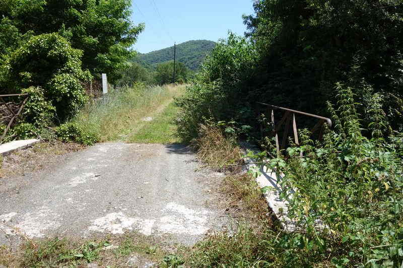 De la gare de Rquista  la halte de Brousse