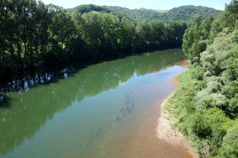 Agrandir l'image Le Tarn sous le pont de Courris